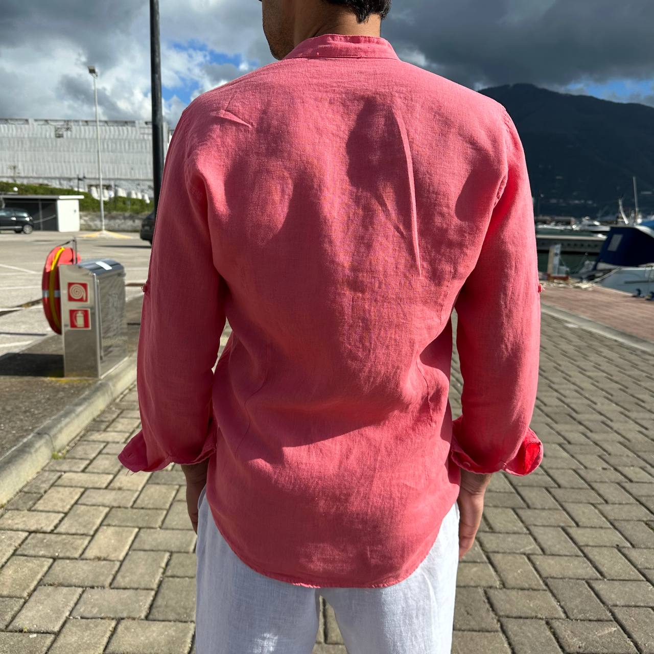 Camicia in lino collo coreano fragola