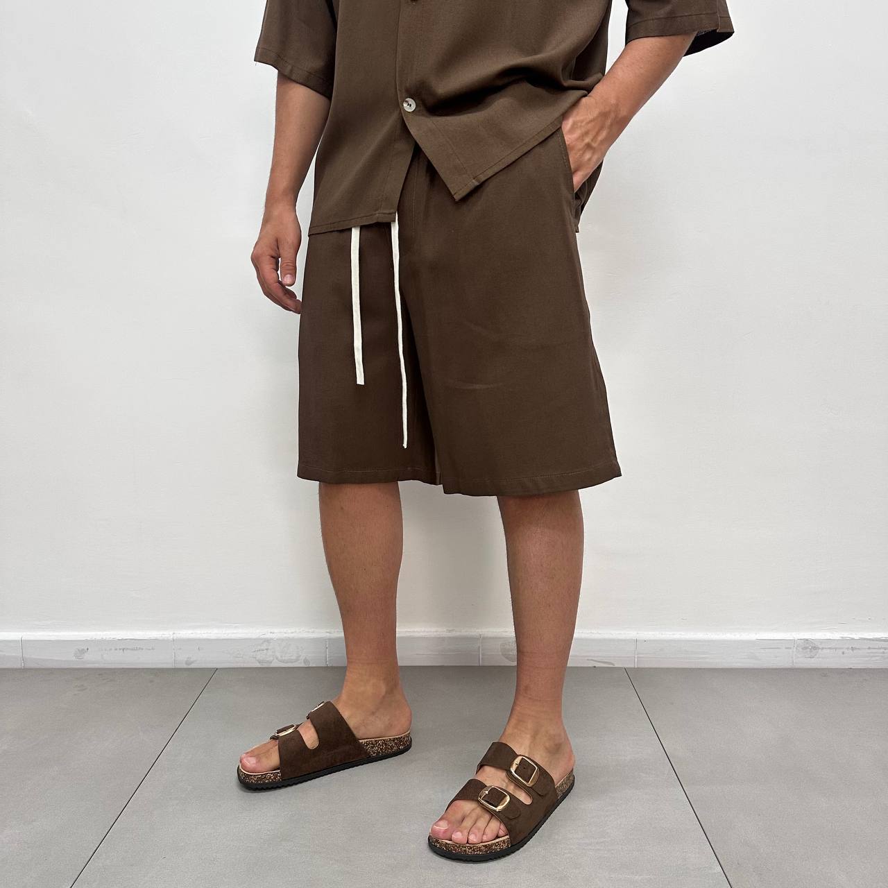 Coordinato In Lino Marrone