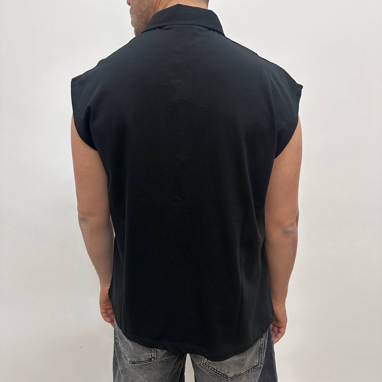 Smanicata Polo Crop Nera