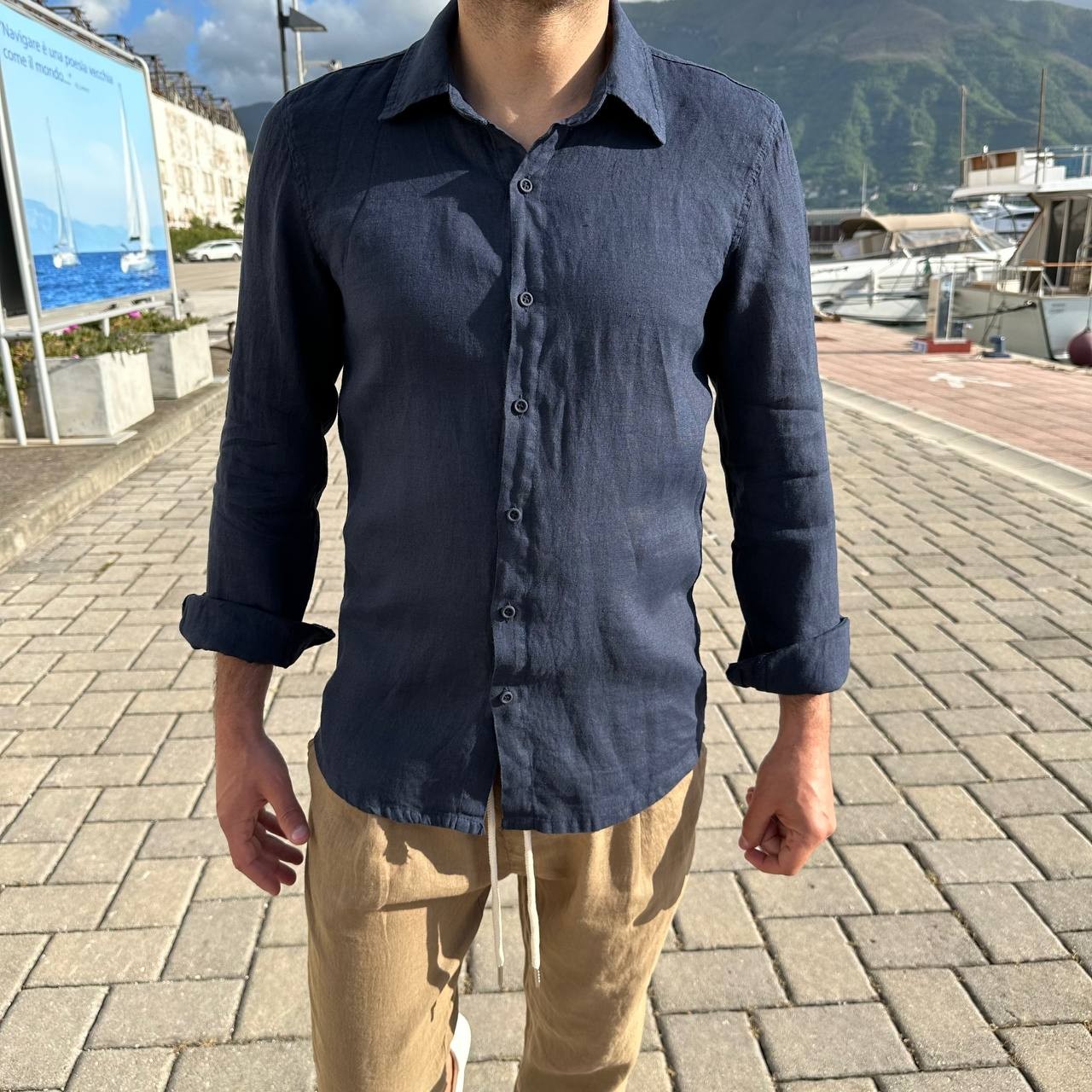 Camicia in lino collo francese blu