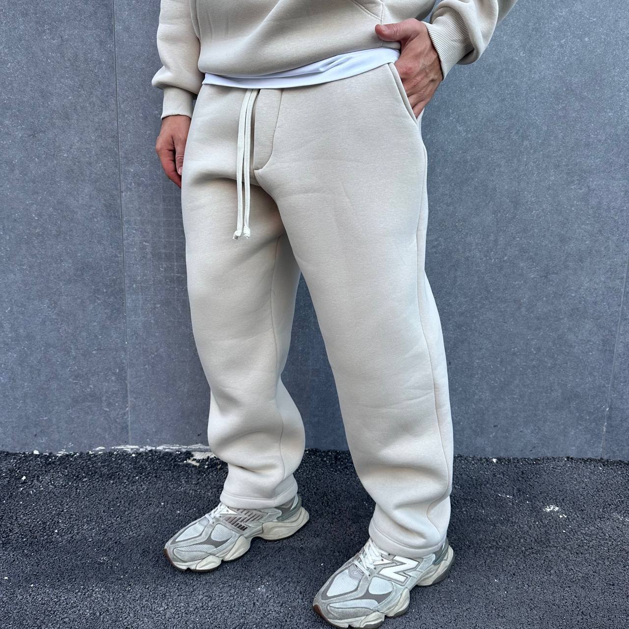 Tuta palazzo beige chiaro