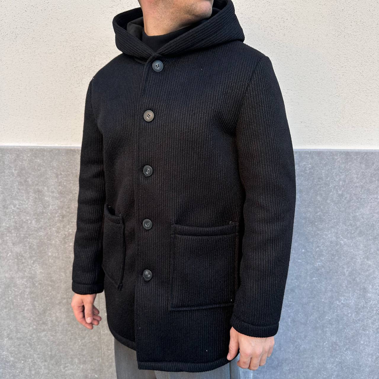 Cappotto Con Cappuccio Nero