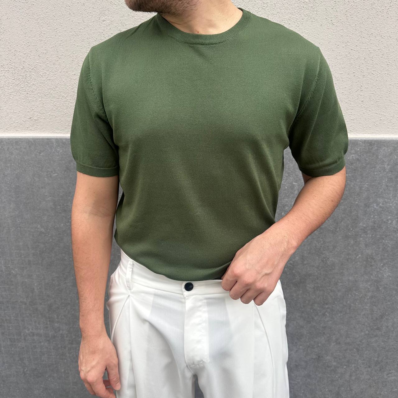 Maglia in filo verde