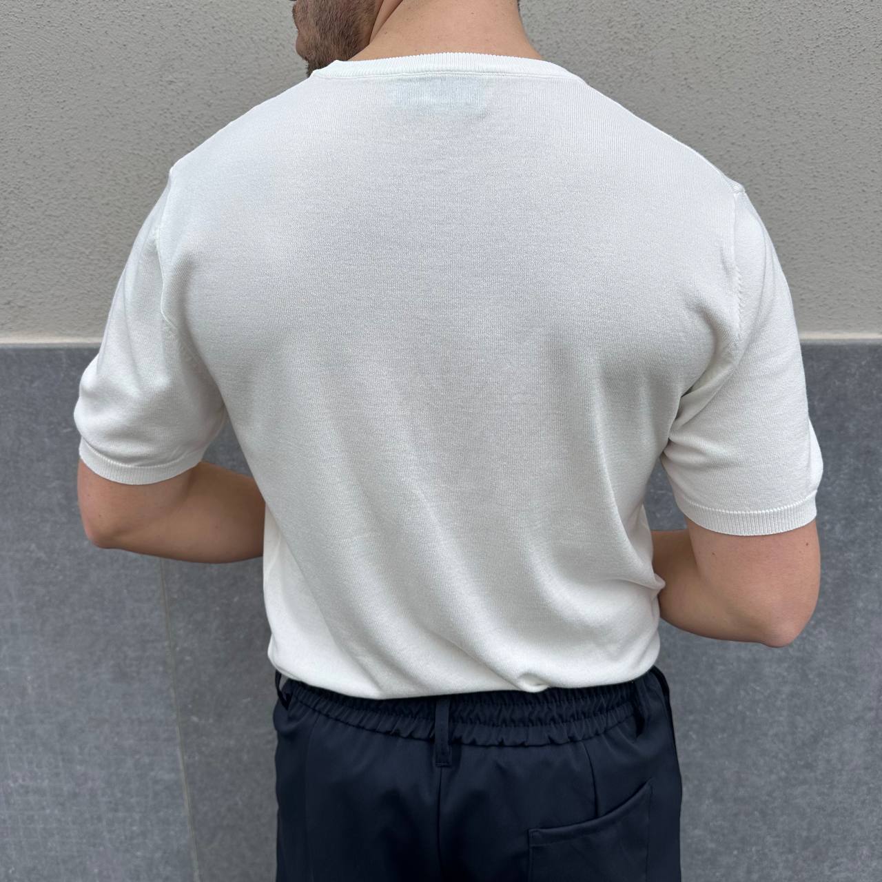 Maglia in filo bianca