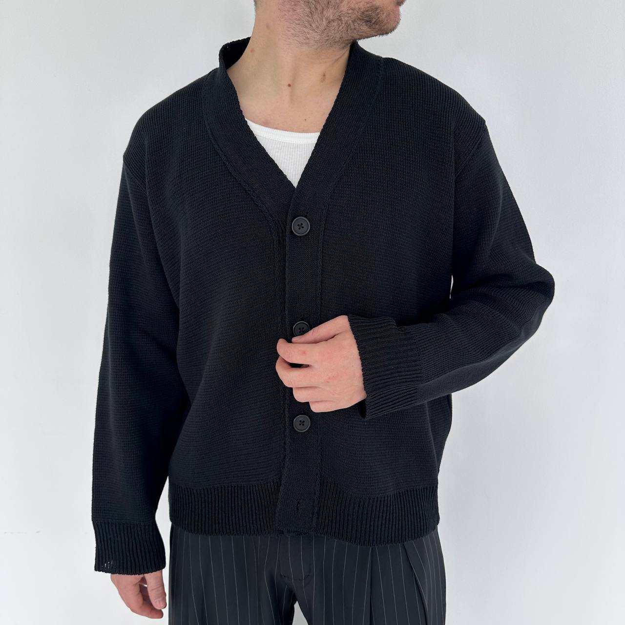 Cardigan in filo nero