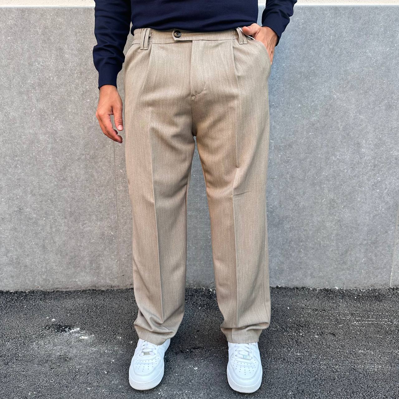 Pantalone palazzo fango