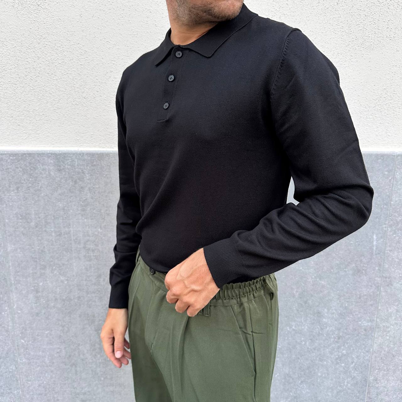 Polo in caldo cotone nera