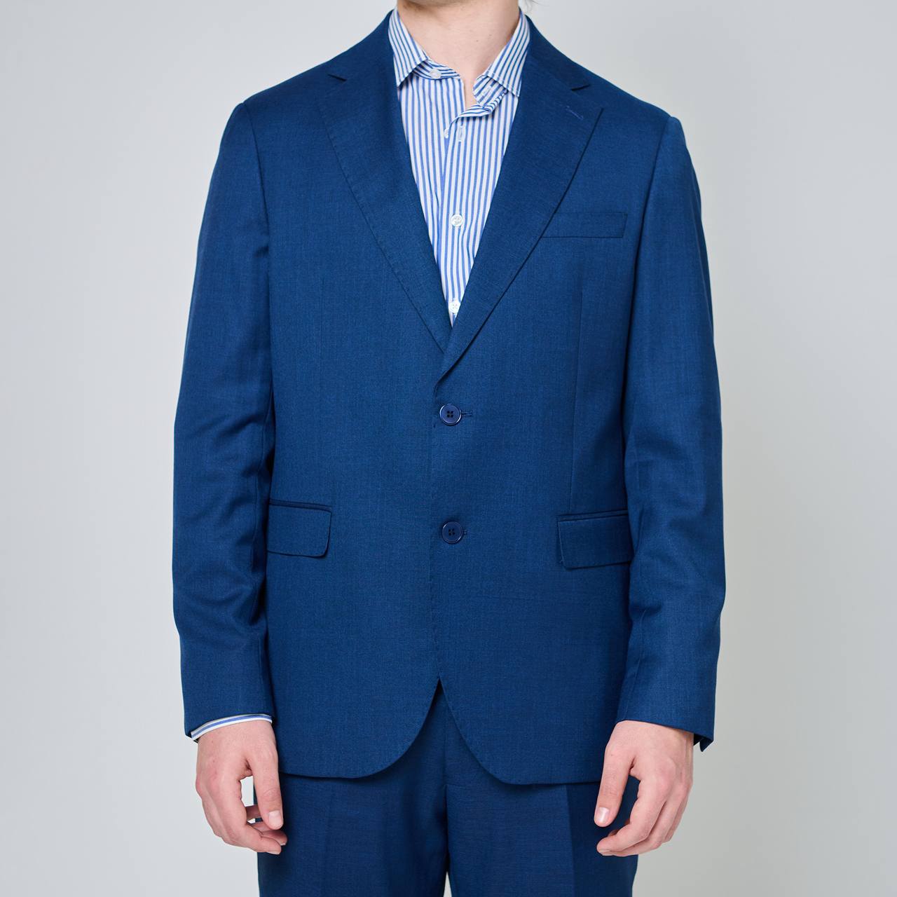 Abito sartoriale blu cobalto