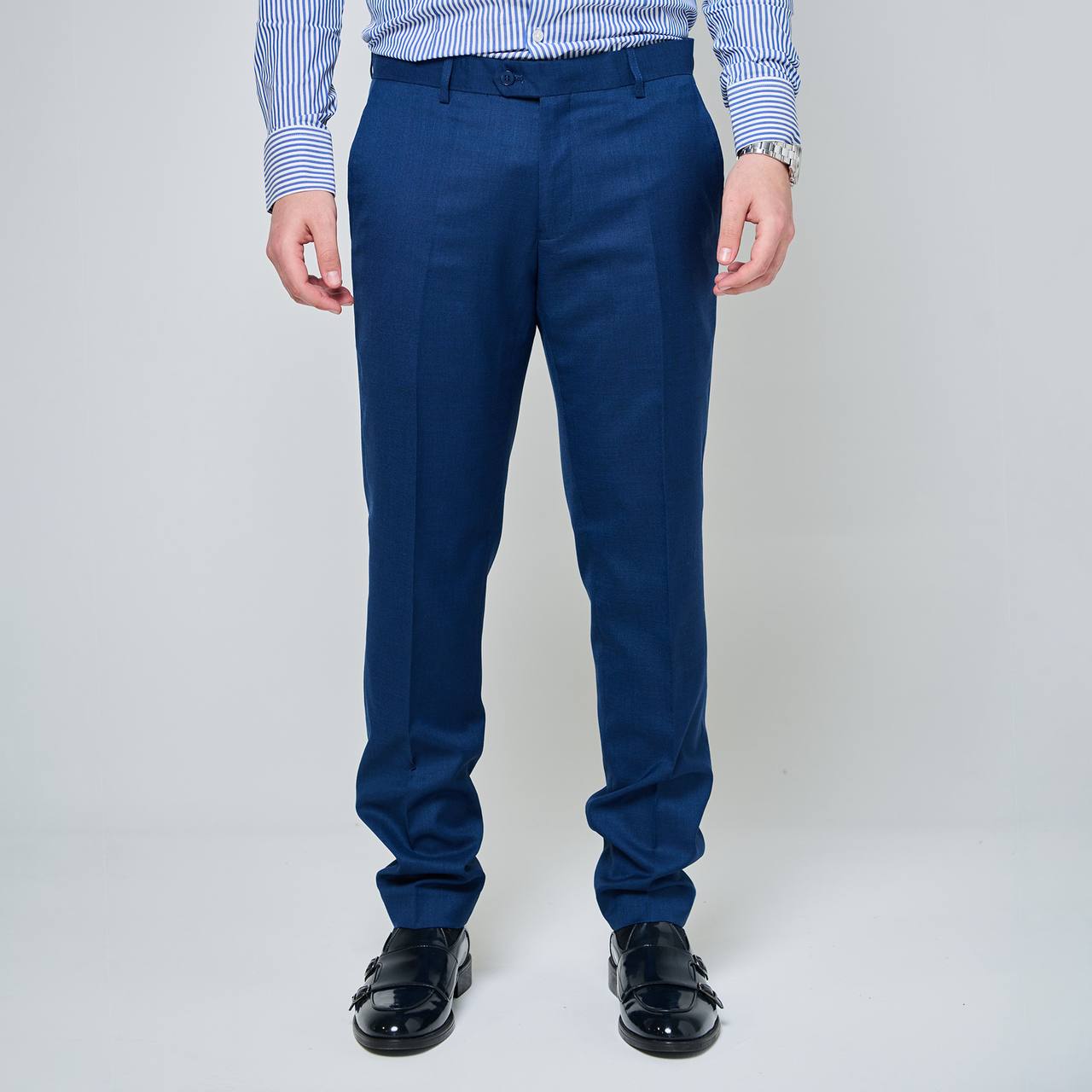 Abito sartoriale blu cobalto