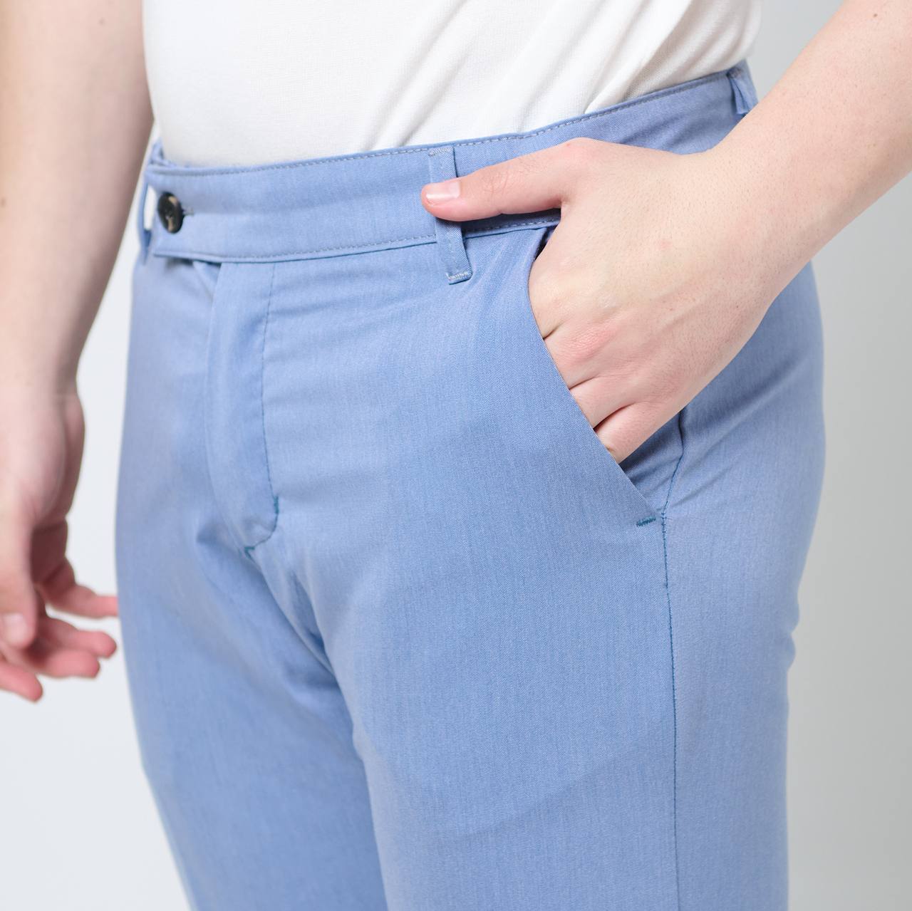 Pantalone Capri Celeste