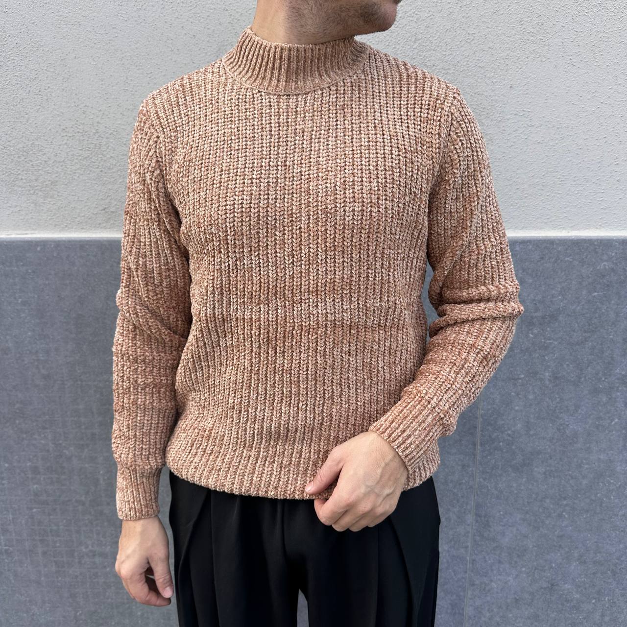 Mezzocollo in ciniglia beige