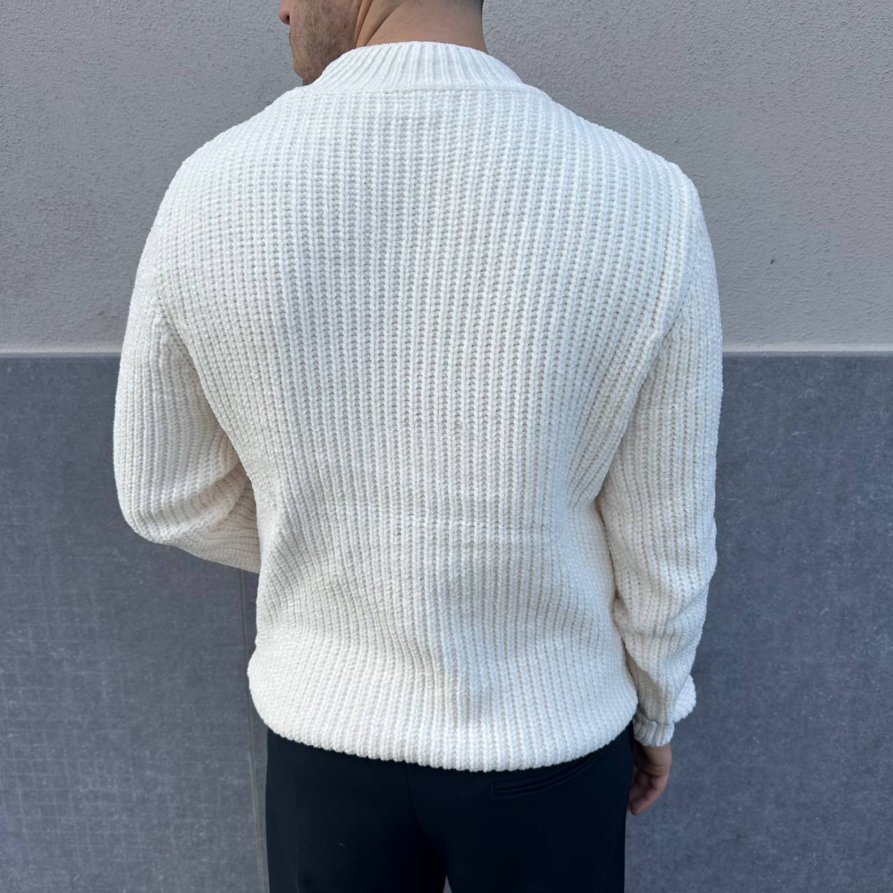 Mezzocollo in ciniglia bianco