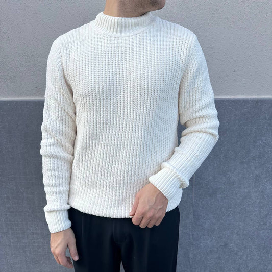 Mezzocollo in ciniglia bianco