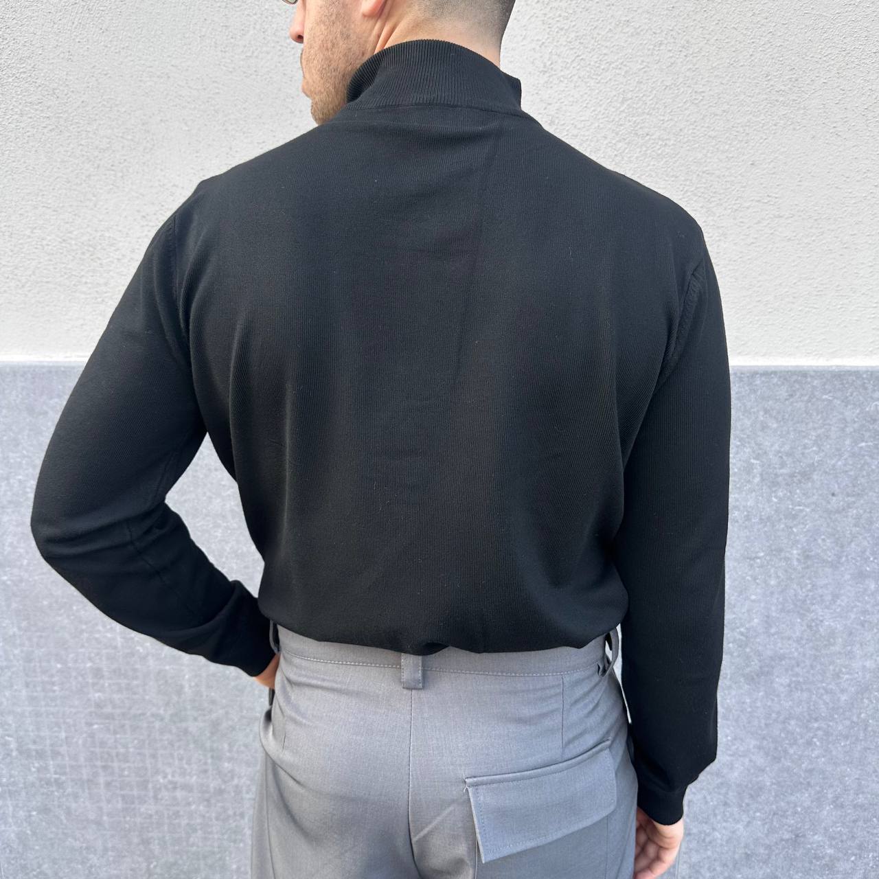 Maglione casual con zip Nera