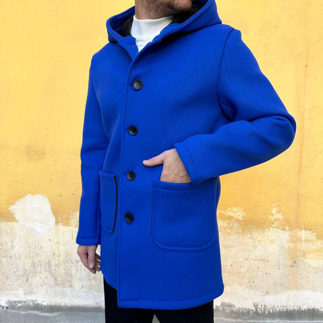 Cappotto con cappuccio blu royal