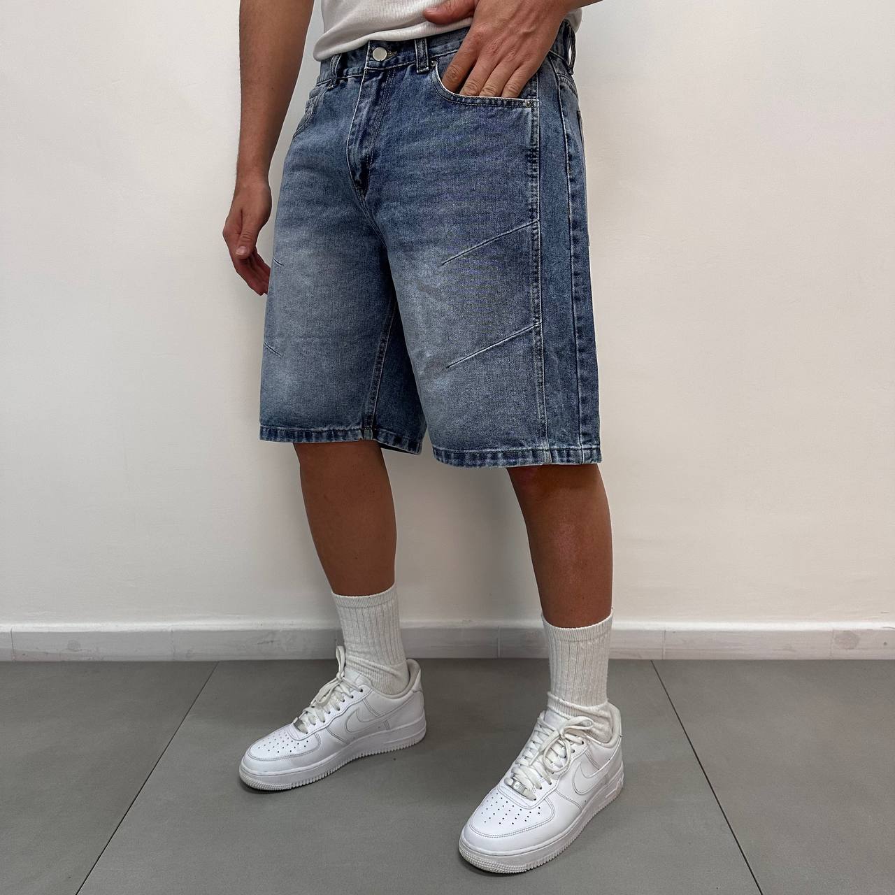 Short 592
