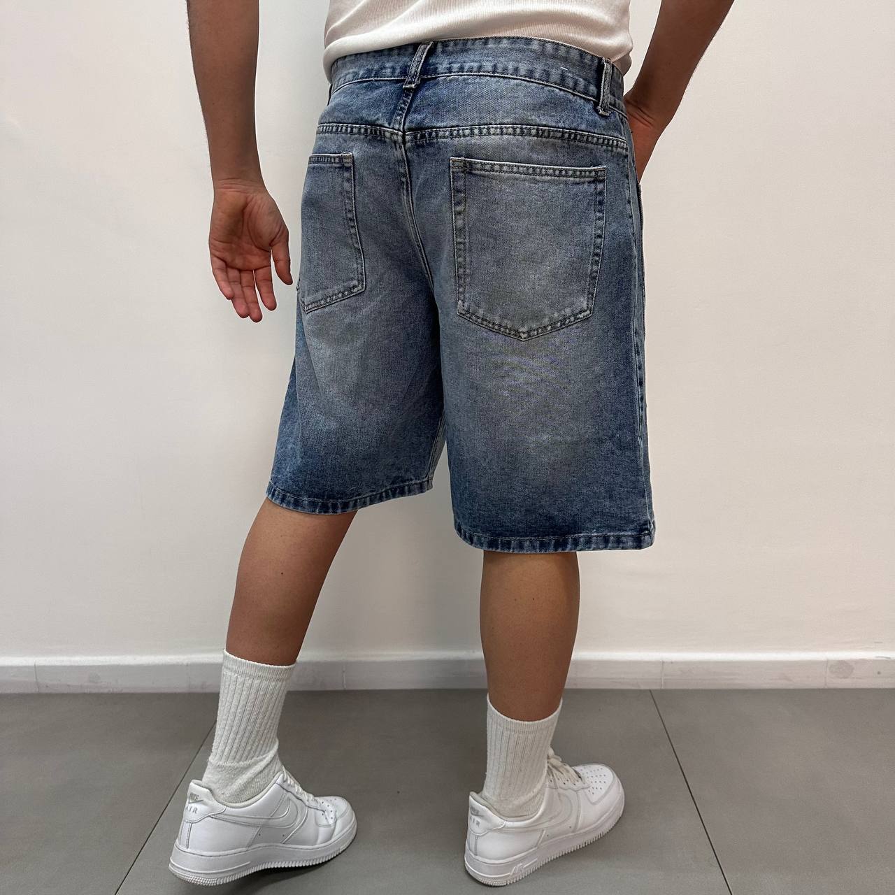 Short 592