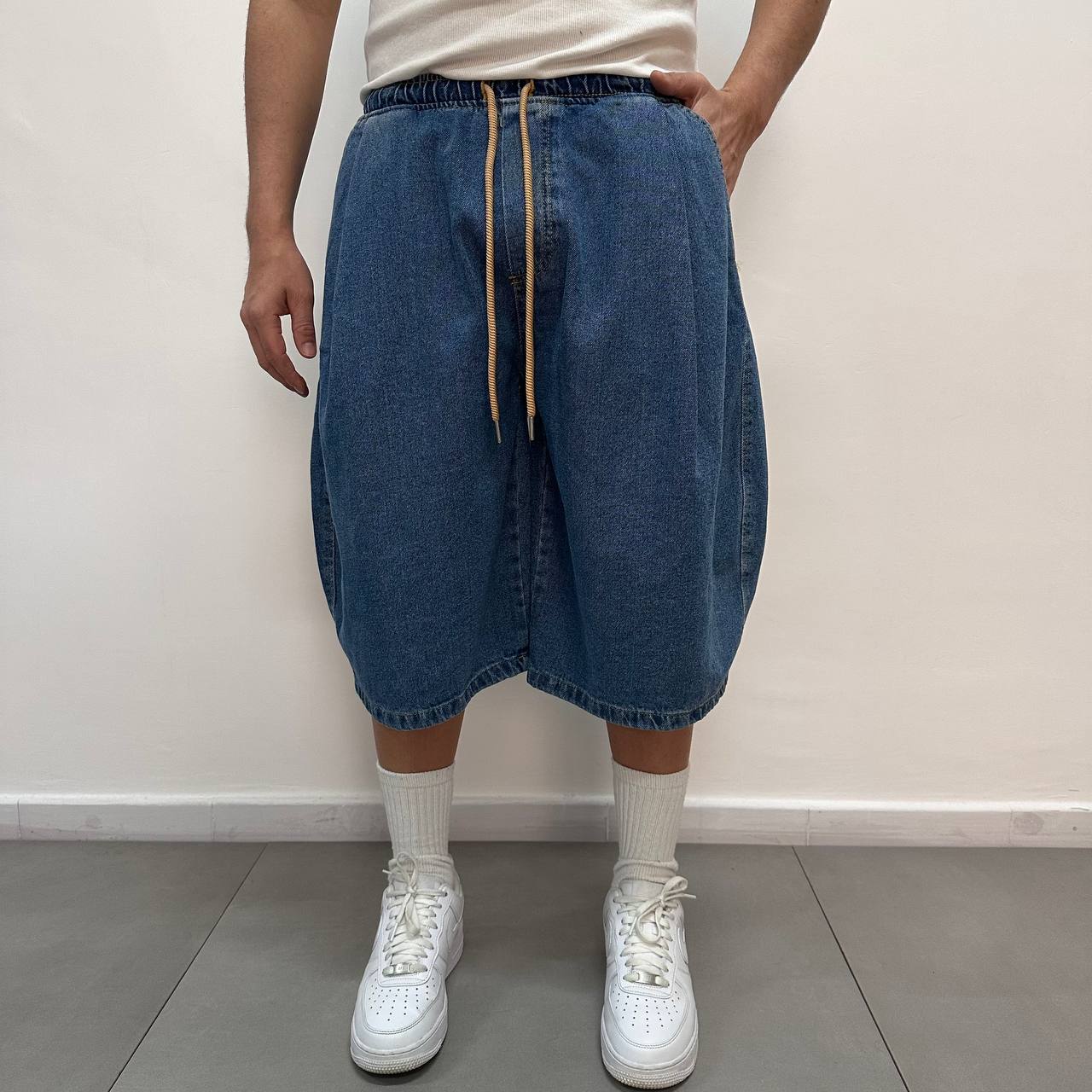 Short Balloon Jeans