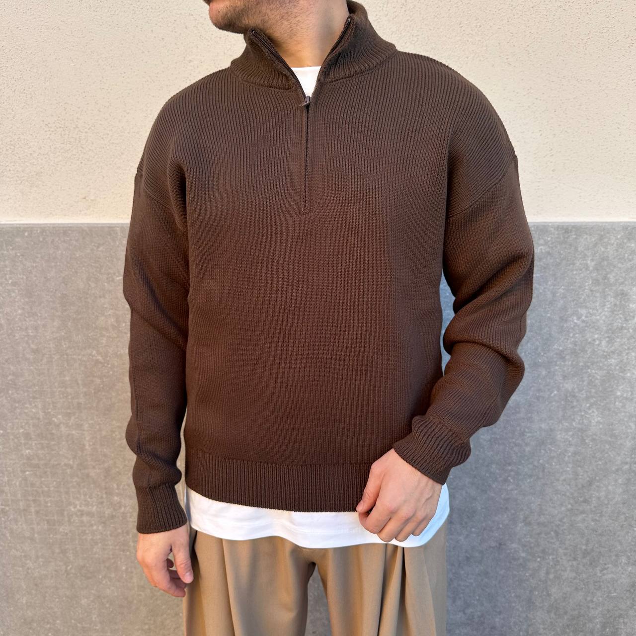 Pull mezza zip marrone
