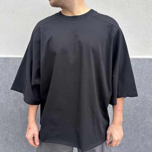 T-Shirt Over Nera