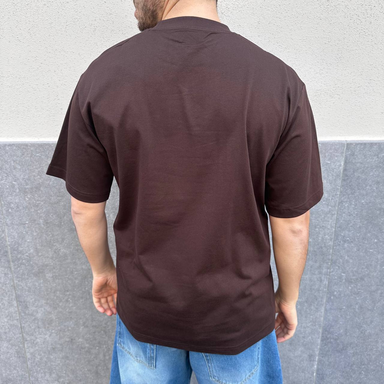 Shirt tech marrone