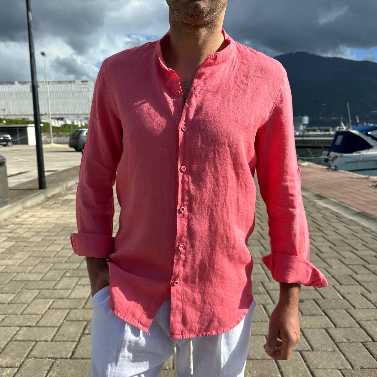 Camicia in lino collo coreano fragola