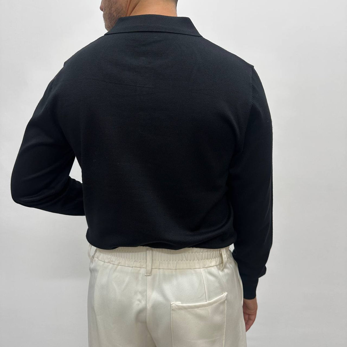Polo in caldo cotone nera