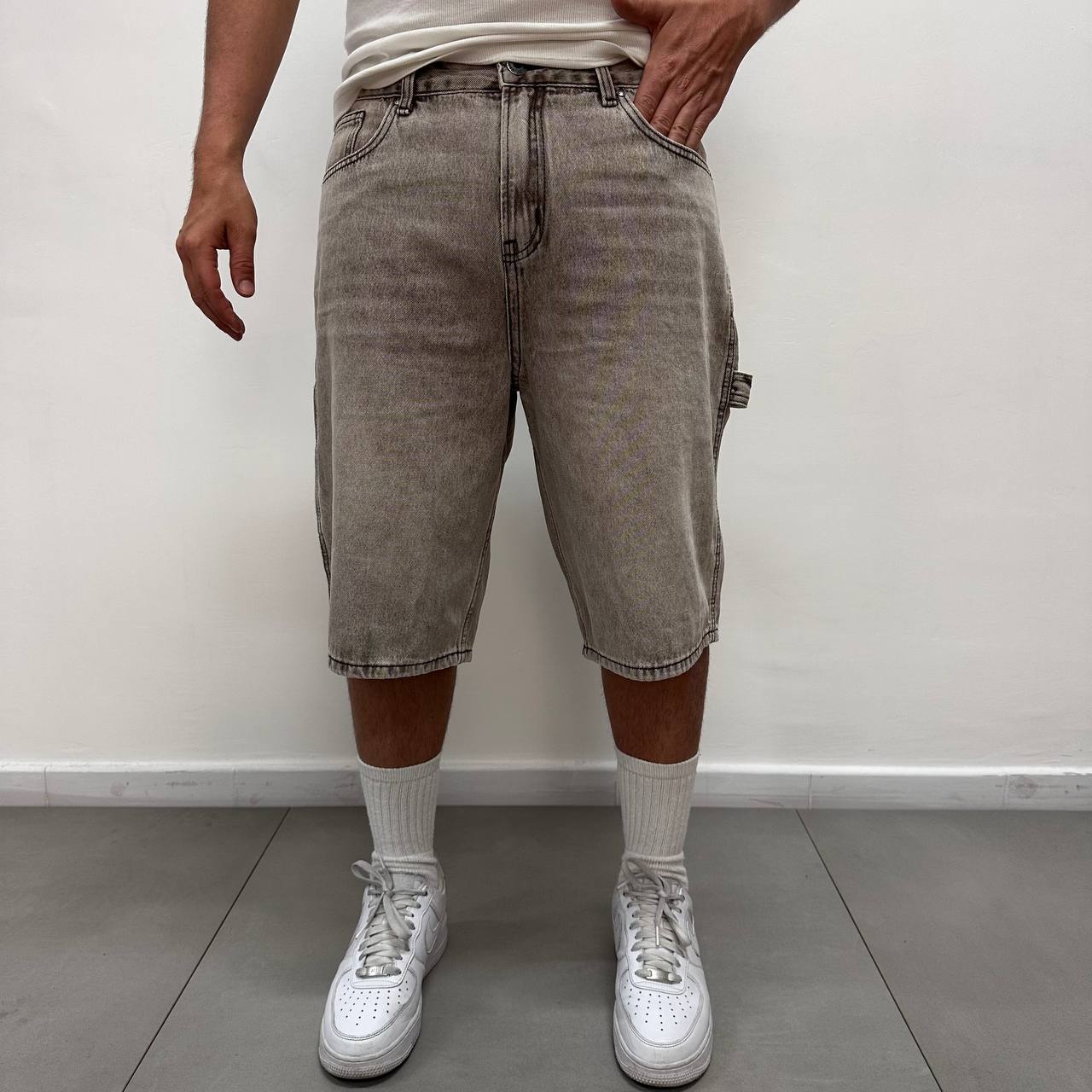 Short 5547