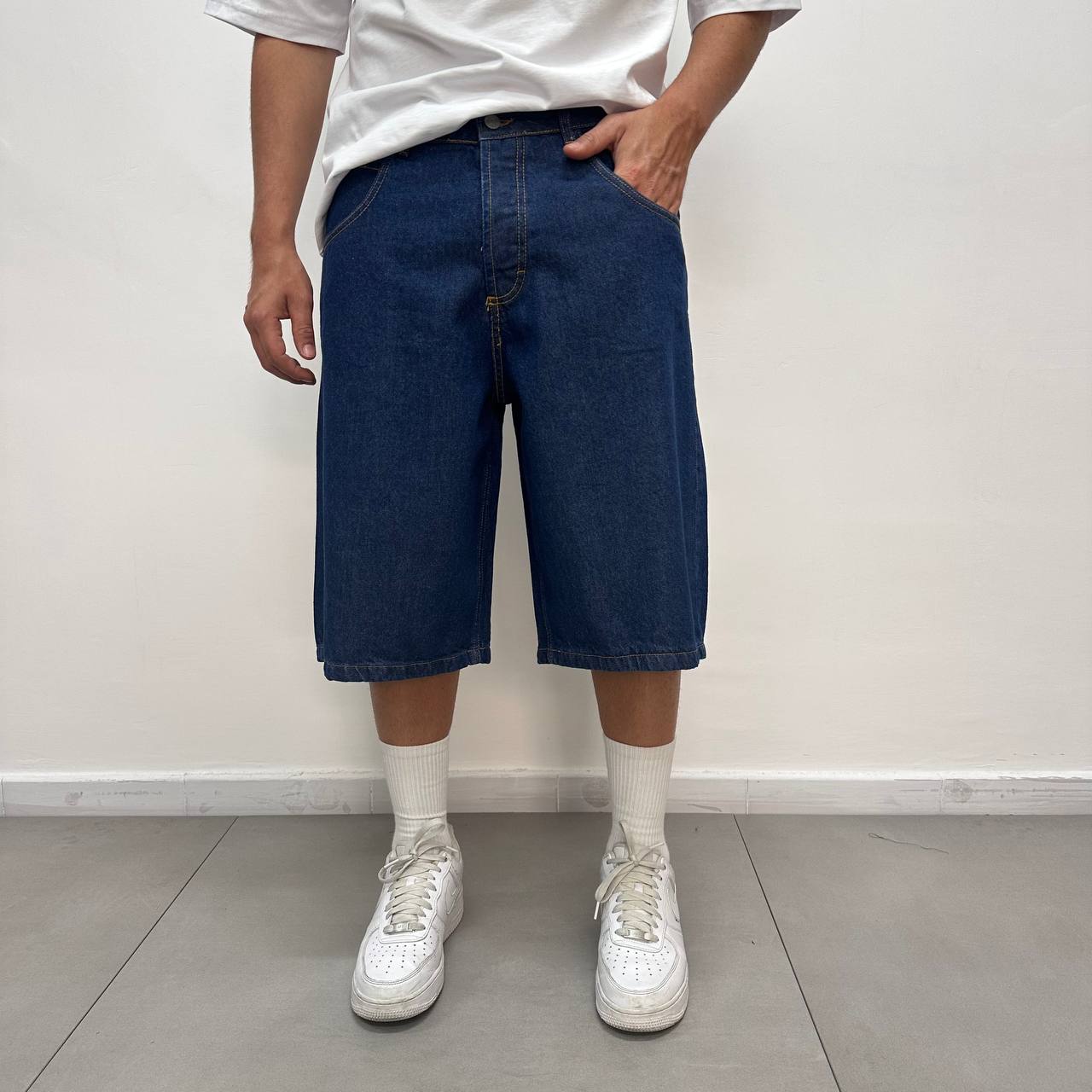 Short 1050