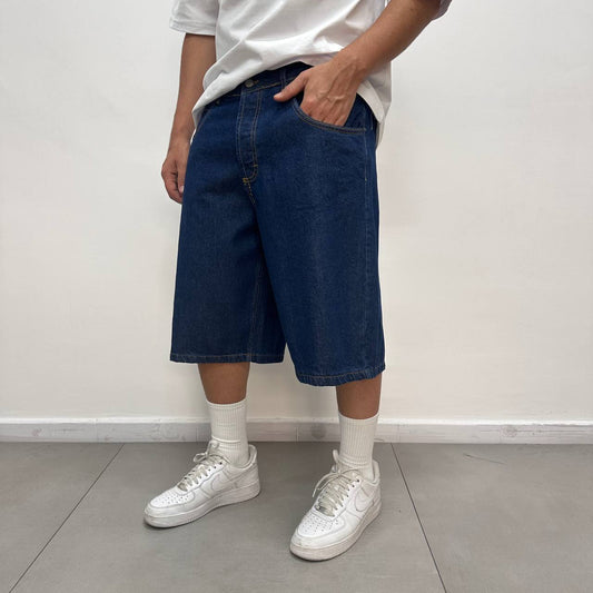 Short 1050
