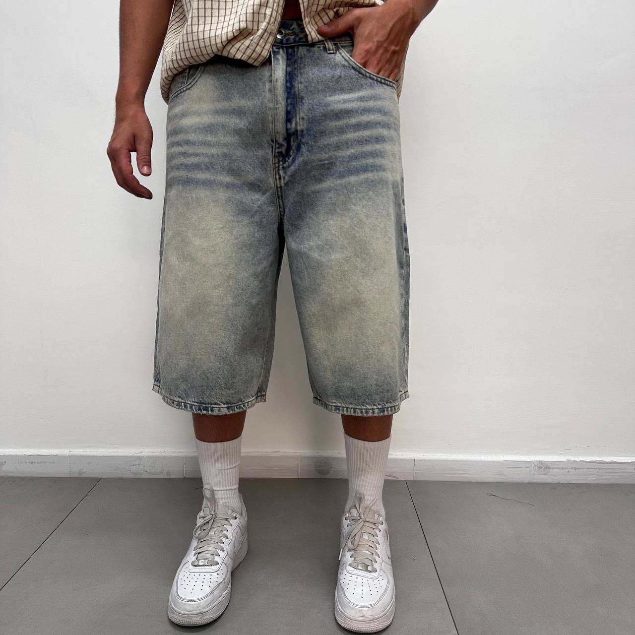 Short 3581