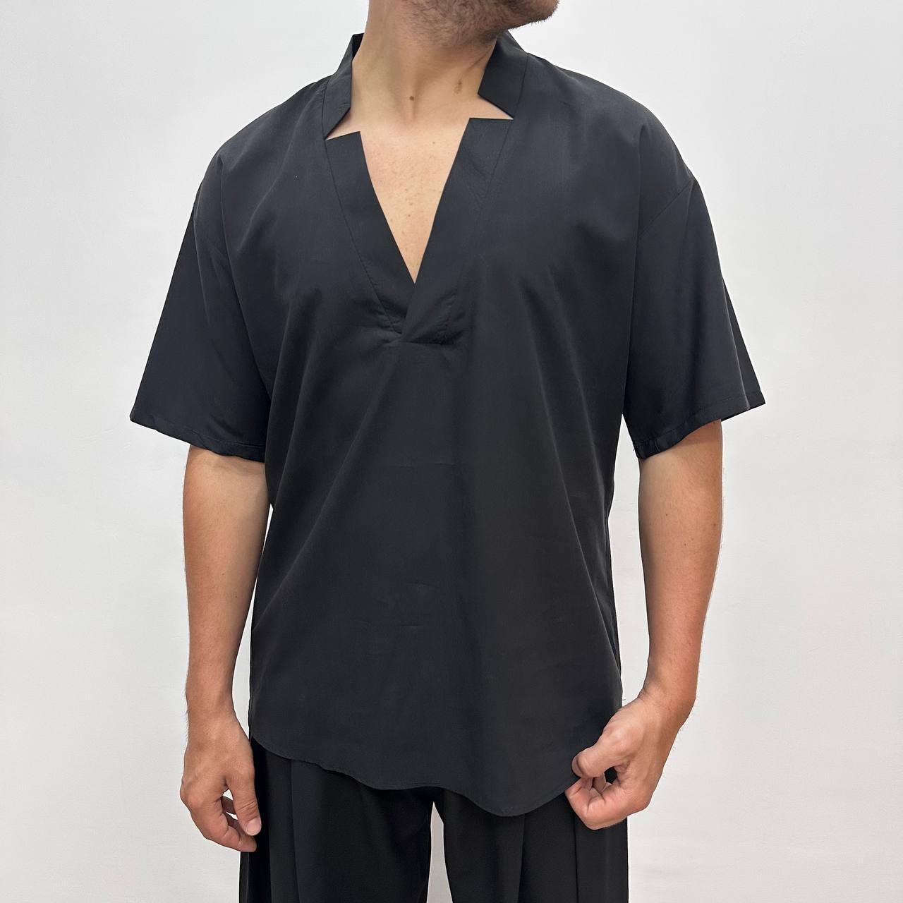 Camicia Scollo V Nero