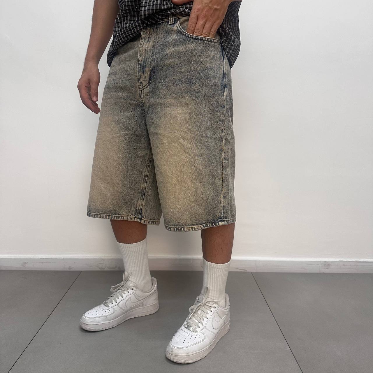 Short 3596