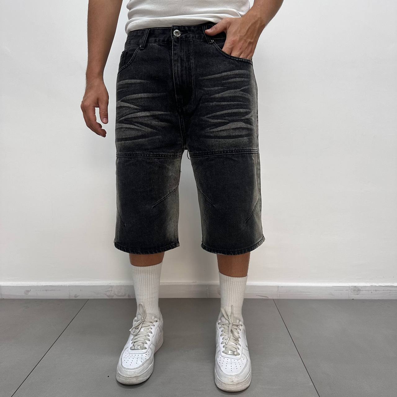 Short 3802