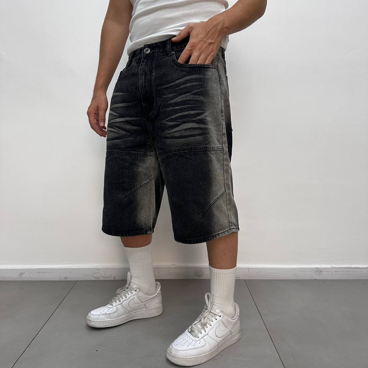 Short 3802