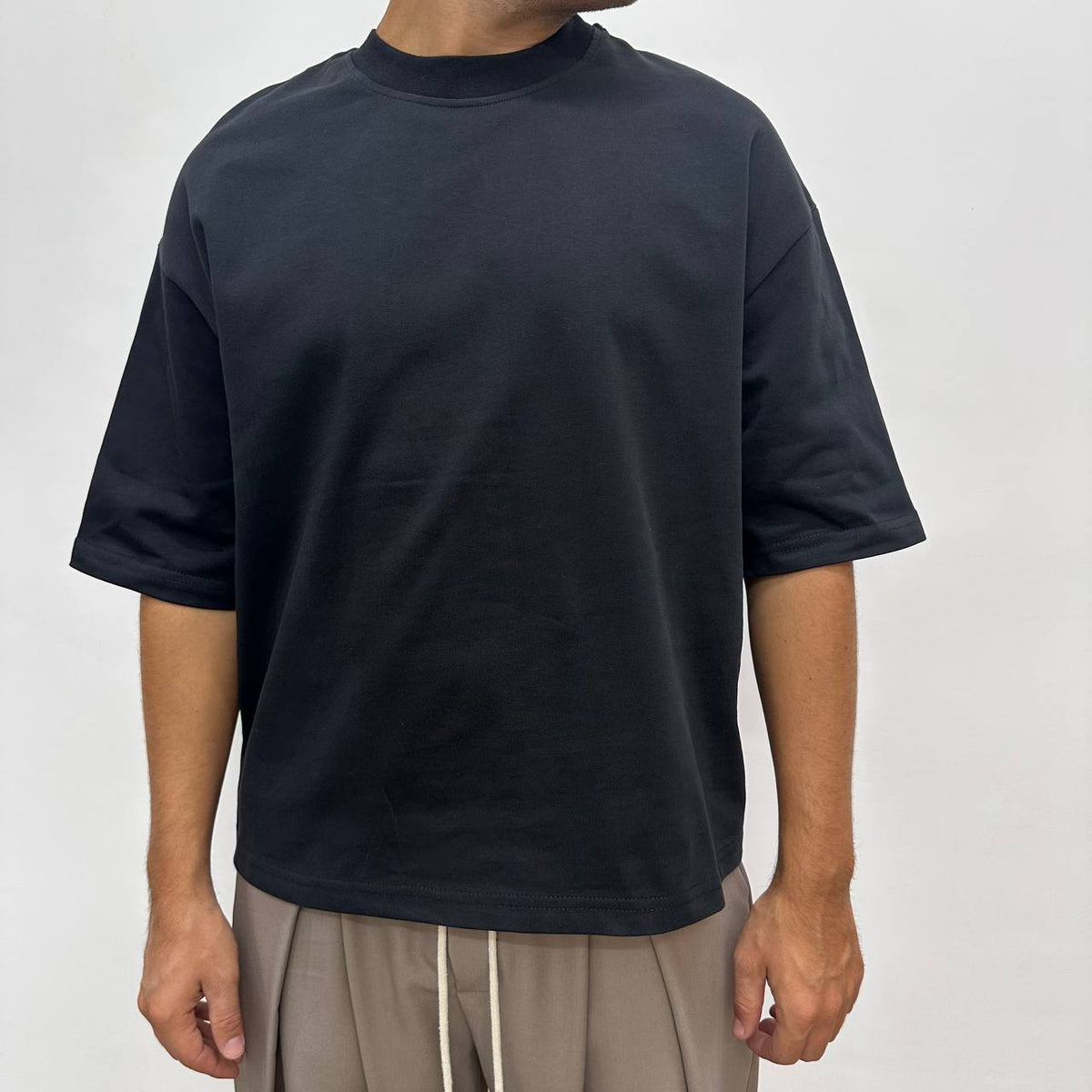 T-SHIRT CROP NERA