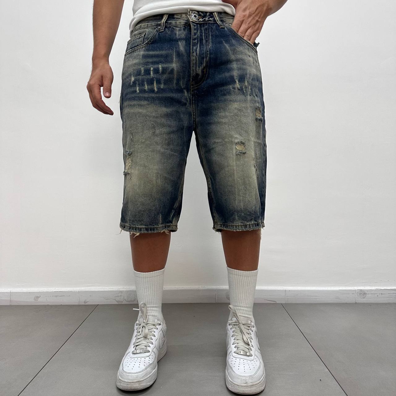 Short 3758