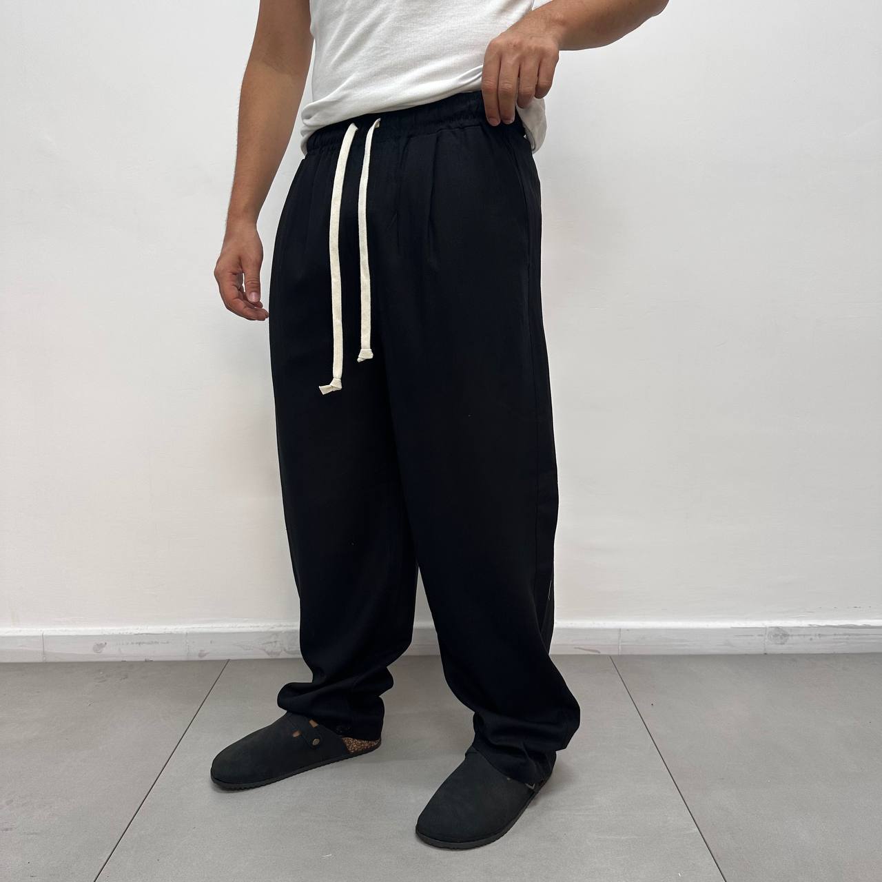 Pantalone elastico in lino nero