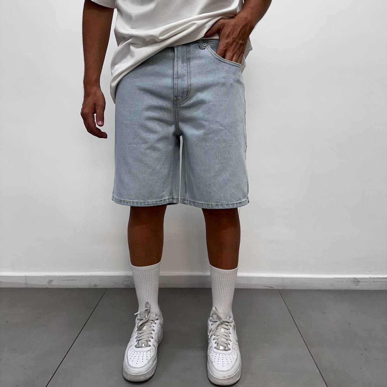 Short 0645