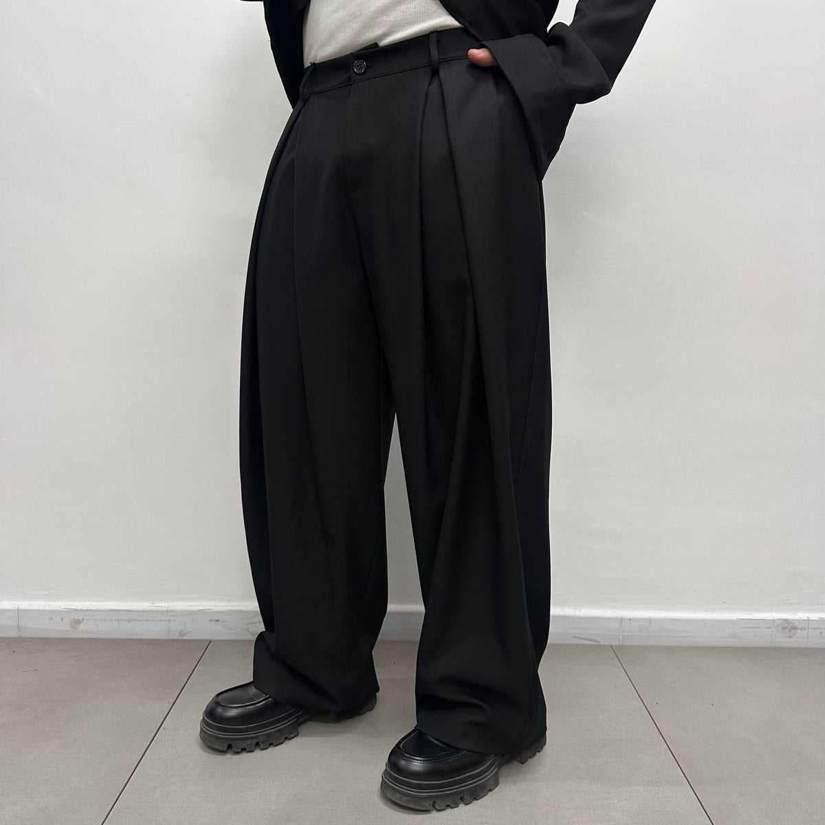 ABITO COMFY NERO