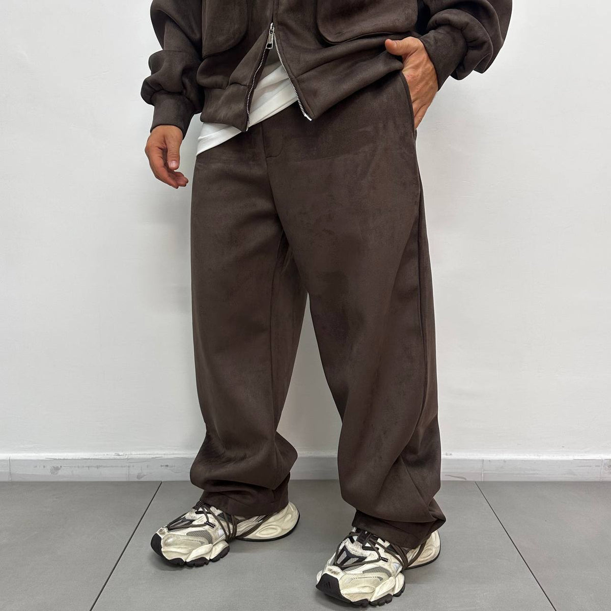 TRACKSUIT SCUBA POCKET MARRONE
