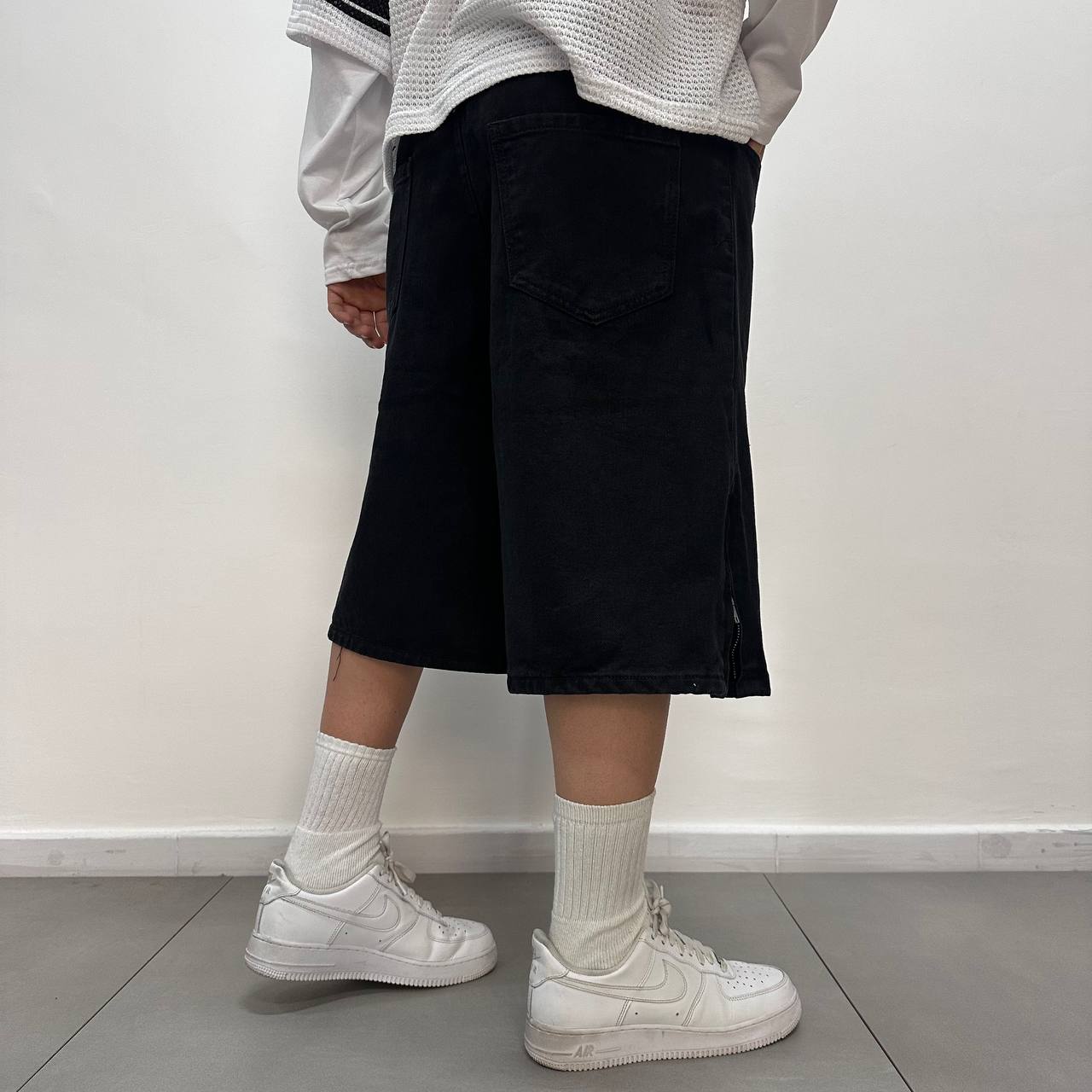 Short 3549
